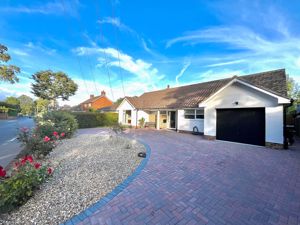 Photo 13- click for photo gallery